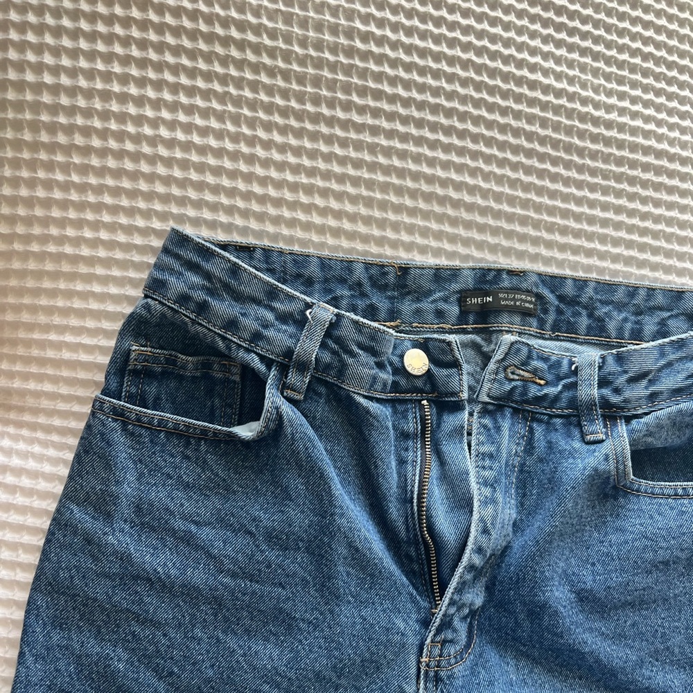 Jeans from Shein. Size 14. Super durable & versatile.